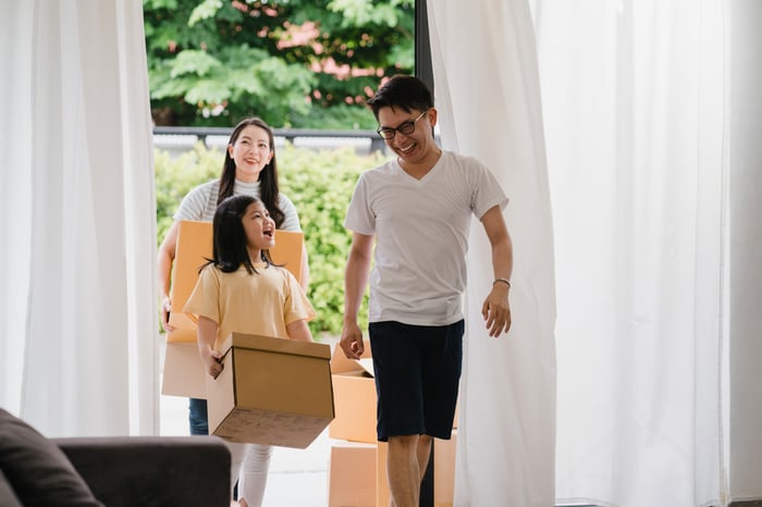 Học cách làm bạn với con - Kiến Guru